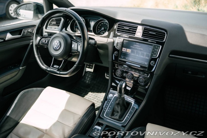 Volkswagen Golf R 2.0 TSI BMT 4MOTION DS 2015