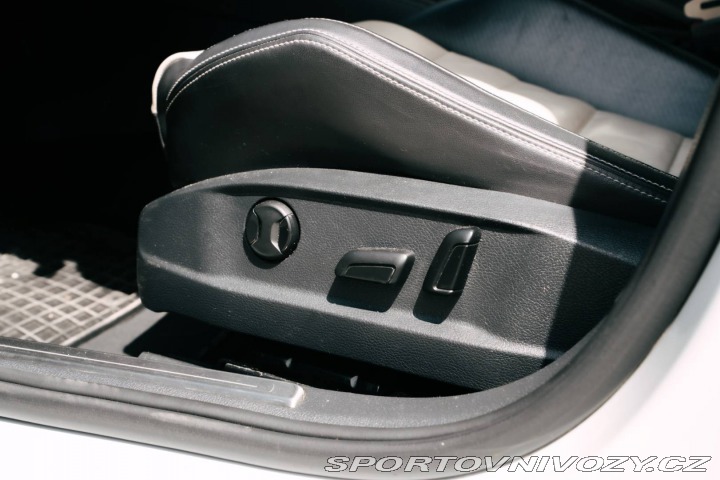 Volkswagen Golf R 2.0 TSI BMT 4MOTION DS 2015