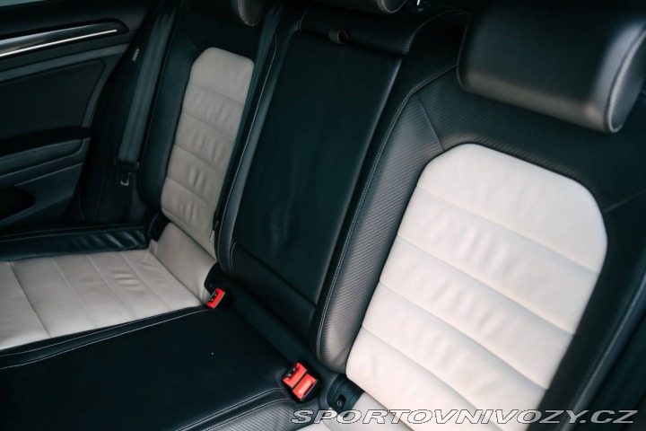 Volkswagen Golf R 2.0 TSI BMT 4MOTION DS 2015