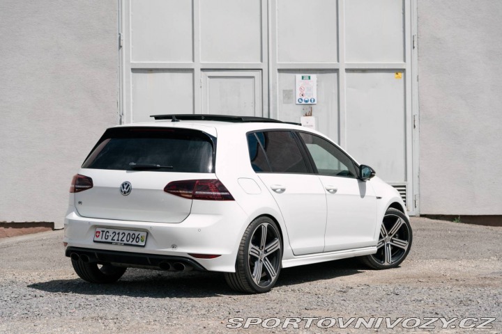Volkswagen Golf R 2.0 TSI BMT 4MOTION DS 2015