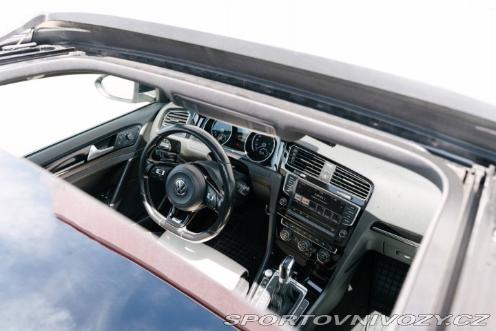 Volkswagen Golf R 2.0 TSI BMT 4MOTION DS 2015