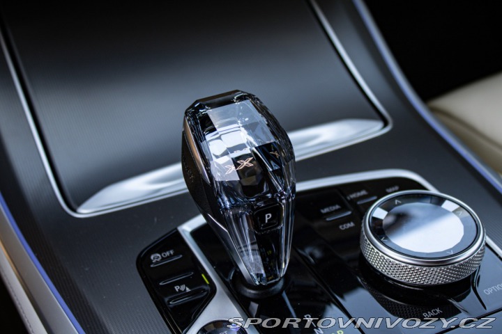 BMW X5 xDrive40i mHEV A/T 2022