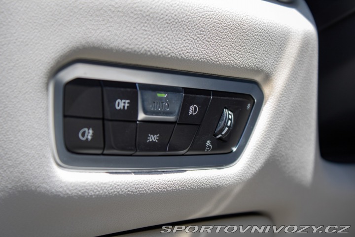 BMW X5 xDrive40i mHEV A/T 2022
