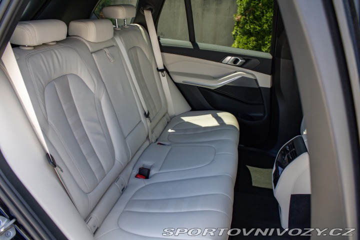 BMW X5 xDrive40i mHEV A/T 2022