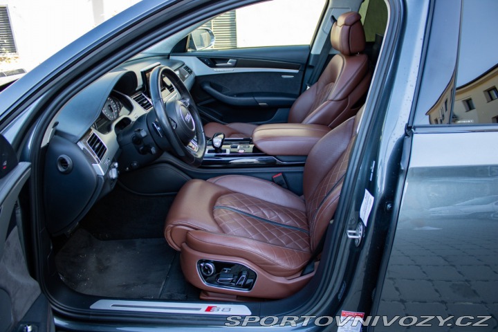 Audi S8 quattro /aj na splátky/ 2015