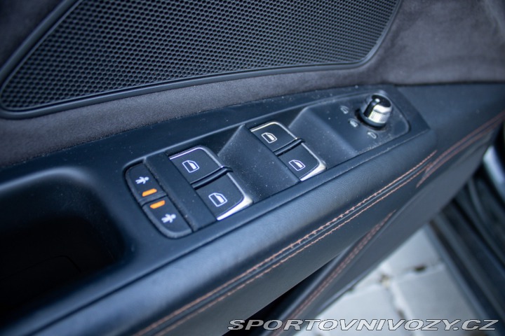 Audi S8 quattro /aj na splátky/ 2015
