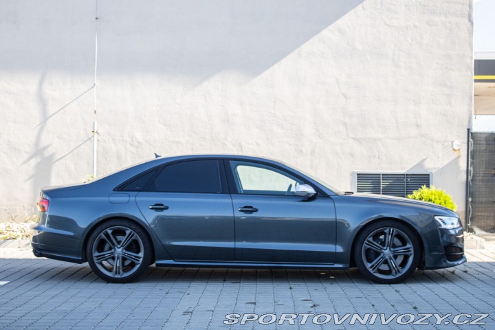 Audi S8 quattro /aj na splátky/ 2015