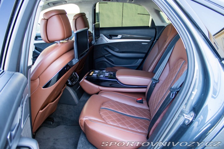 Audi S8 quattro /aj na splátky/ 2015