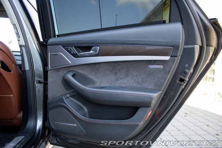 Audi S8 quattro /aj na splátky/ 2015