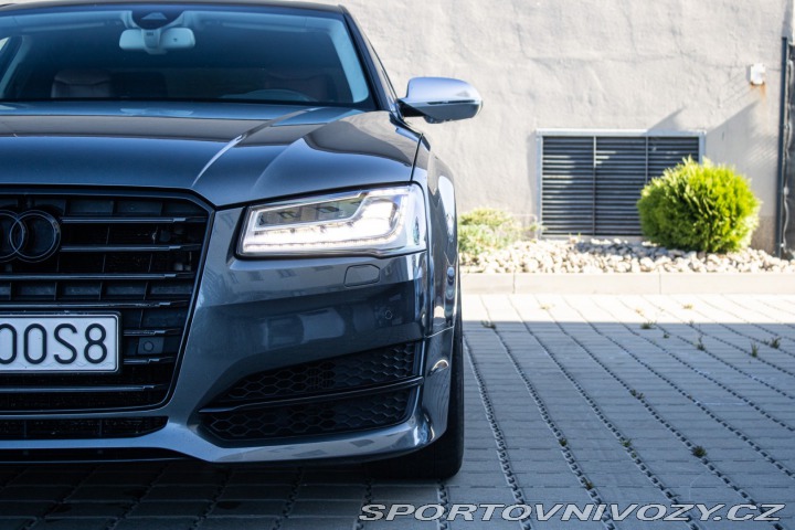 Audi S8 quattro /aj na splátky/ 2015