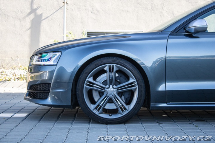 Audi S8 quattro /aj na splátky/ 2015
