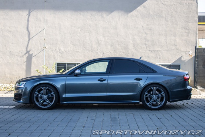 Audi S8 quattro /aj na splátky/ 2015