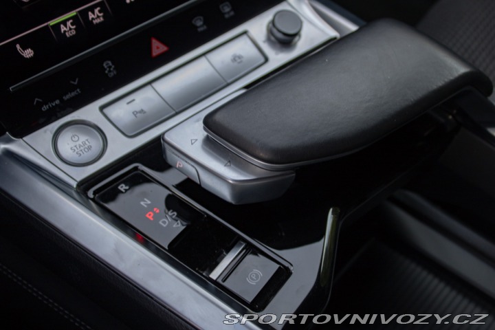 Audi Ostatní modely E-tron 50 S-line /aj na splátky 2019
