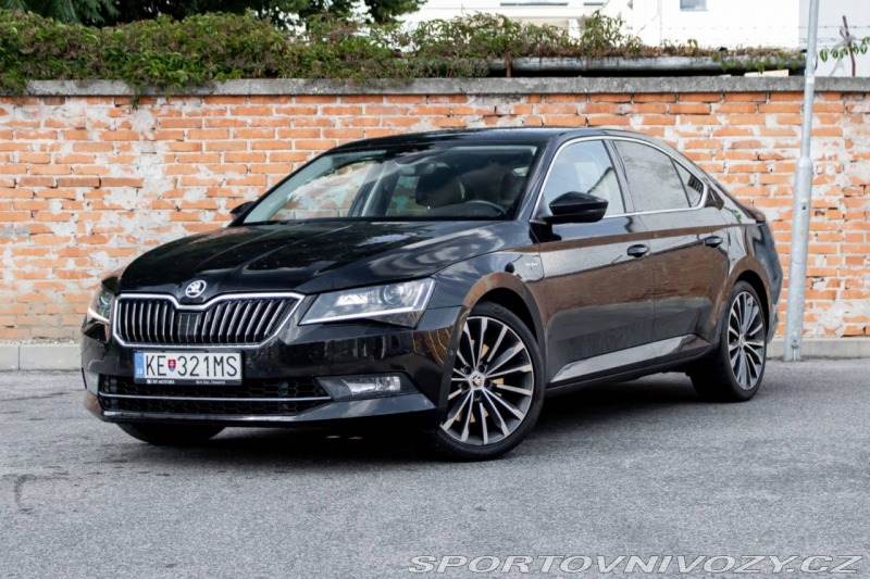 Škoda Superb 