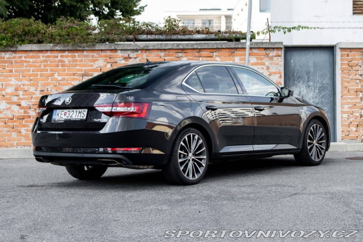 Škoda Superb 2017