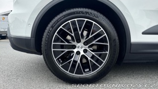 Porsche Macan 4 2025
