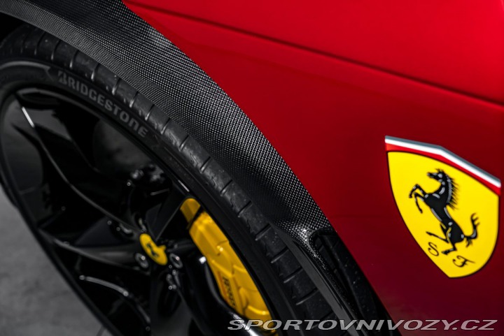 Ferrari Purosangue Rosso Fuoco 1800