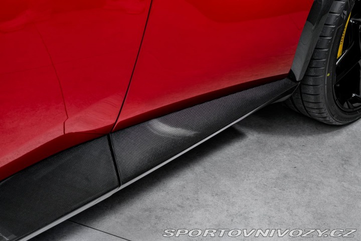 Ferrari Purosangue Rosso Fuoco 1800