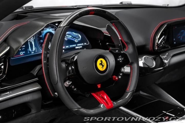 Ferrari Purosangue Rosso Fuoco 2024
