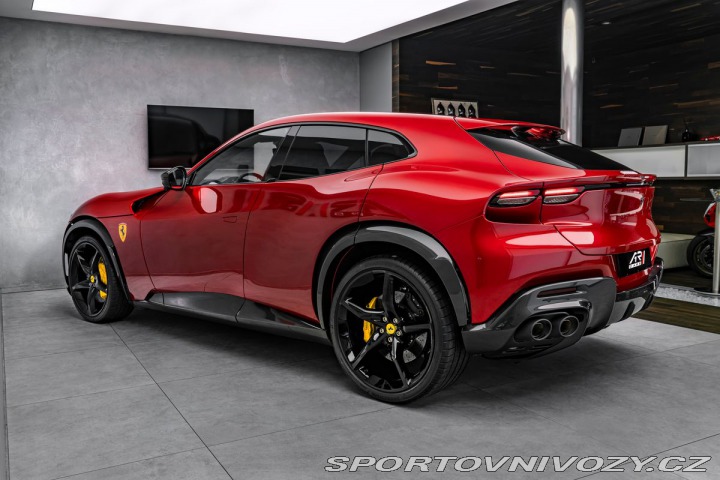 Ferrari Purosangue Rosso Fuoco 1800