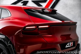 Ferrari Purosangue Rosso Fuoco 2024