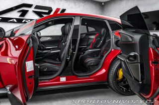 Ferrari Purosangue Rosso Fuoco 2024