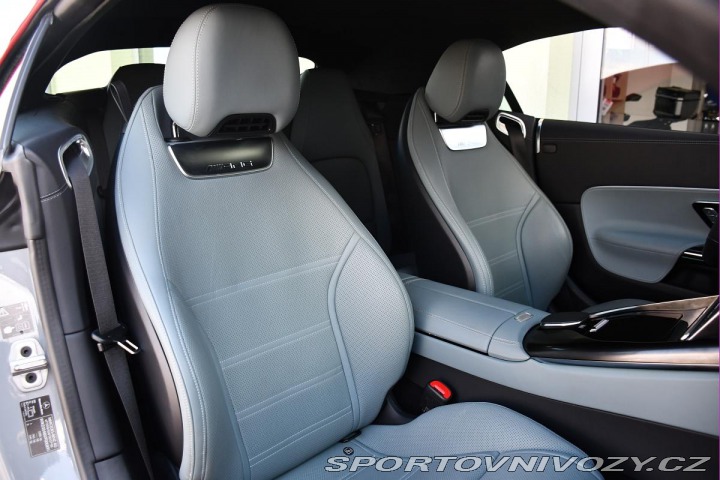 Mercedes-Benz SL AMG Rezervace 2023