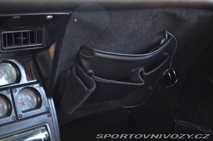 Chevrolet Corvette C3 1977