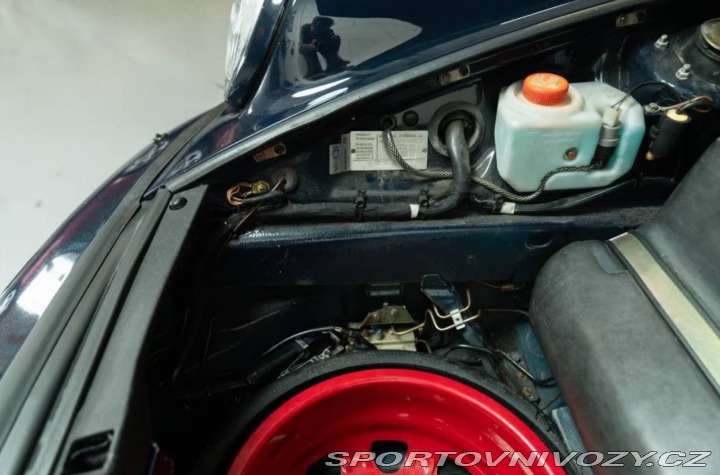 Porsche Carrera GT Carrera 4 1990