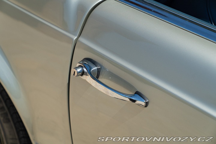 Mercedes-Benz SL 230 SL 1965