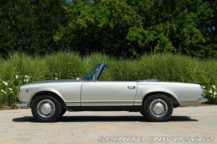 Mercedes-Benz SL 230 SL 1965