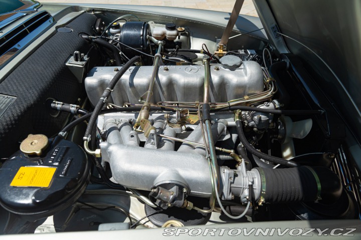 Mercedes-Benz SL 230 SL 1965