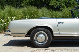 Mercedes-Benz SL 230 SL 1965