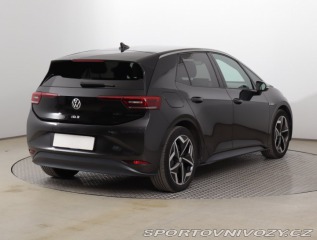 Volkswagen ID.3 1st (62 kWh) 2020