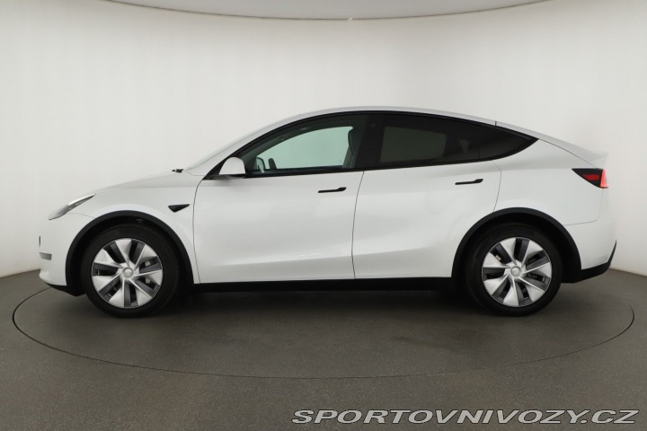 Tesla Model Y . Long Range AWD 79kWh 2023