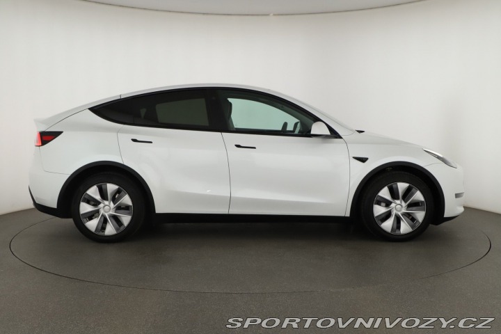 Tesla Model Y . Long Range AWD 79kWh 2023
