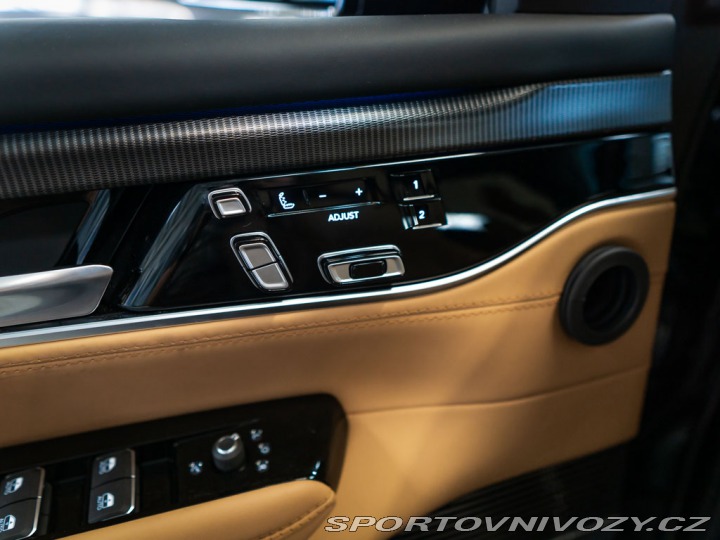 Ostatní značky Ostatní modely Jeep Grand Wagoneer 6.4 Grand Wagoneer V8 Hea 2024