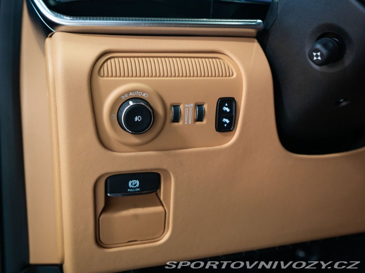 Ostatní značky Ostatní modely Jeep Grand Wagoneer 6.4 Grand Wagoneer V8 Hea 2024