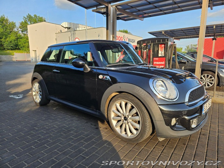 Mini Cooper S 135kW R56 po faceliftu 2010