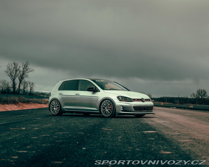 Volkswagen Golf  2014