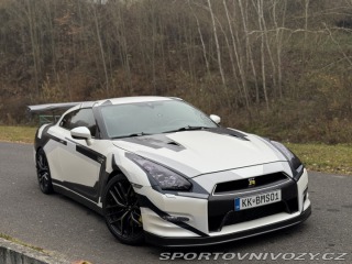 Nissan GT-R R 35 Black Edition 2011