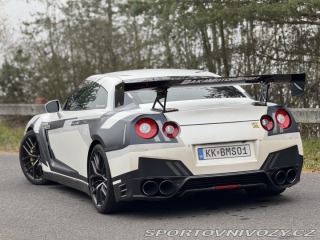 Nissan GT-R R 35 Black Edition 2011