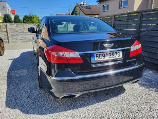 Hyundai Ostatní modely Genesis 3.8 246kw 2012