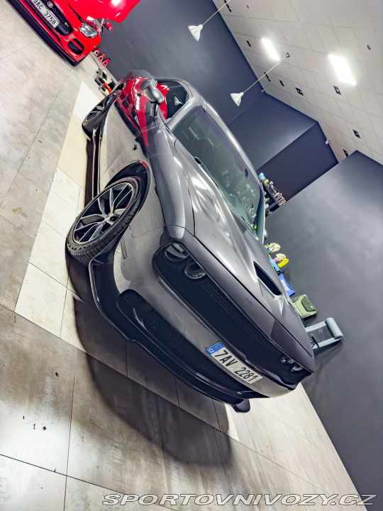 Dodge Challenger SXT 2020