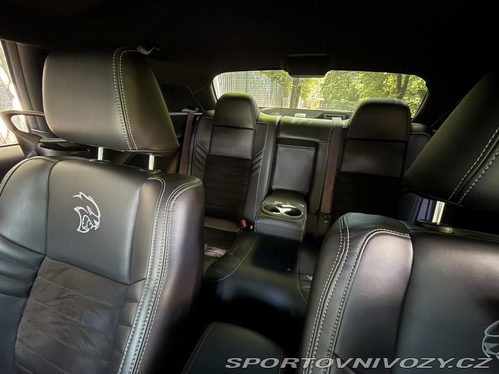 Dodge Challenger SXT 2020