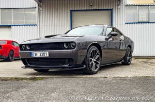 Dodge Challenger SXT 2020