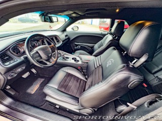 Dodge Challenger SXT 2020