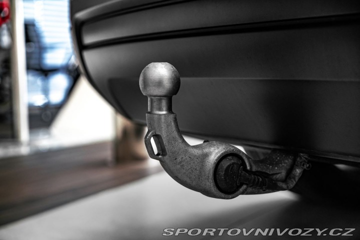 Rolls Royce Cullinan  1800