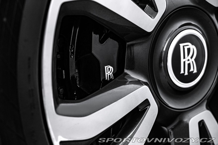 Rolls Royce Cullinan  2020