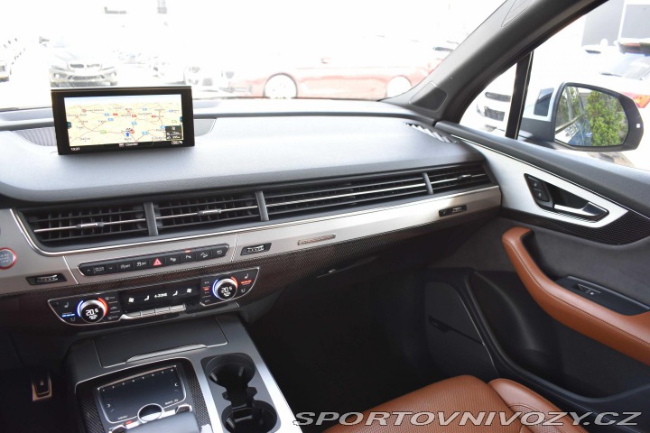 Audi SQ7 V8 TDI REZERVACE 2017